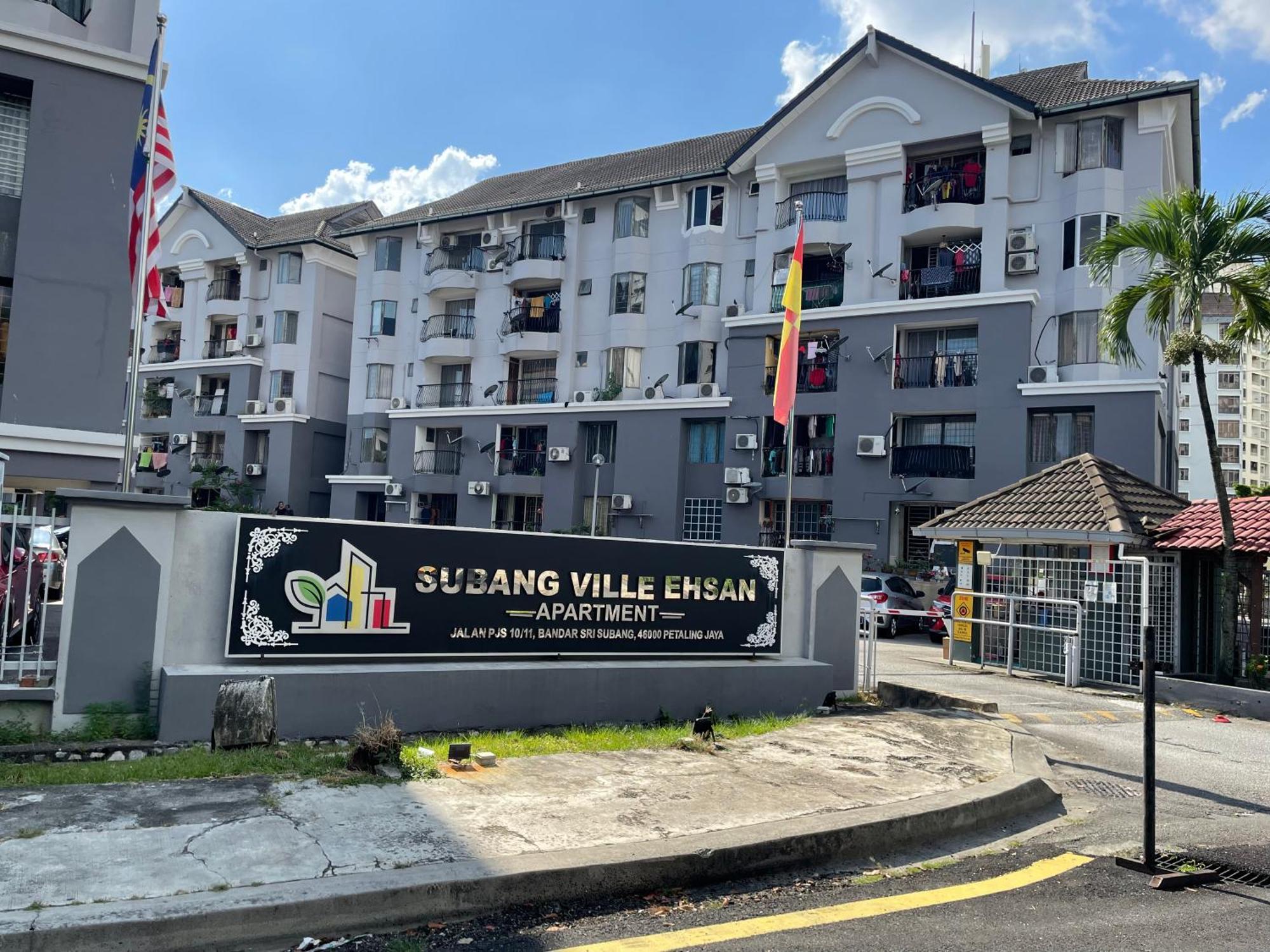 Subang Ville Ehsan Apartment Kampong Baharu Sungai Way エクステリア 写真